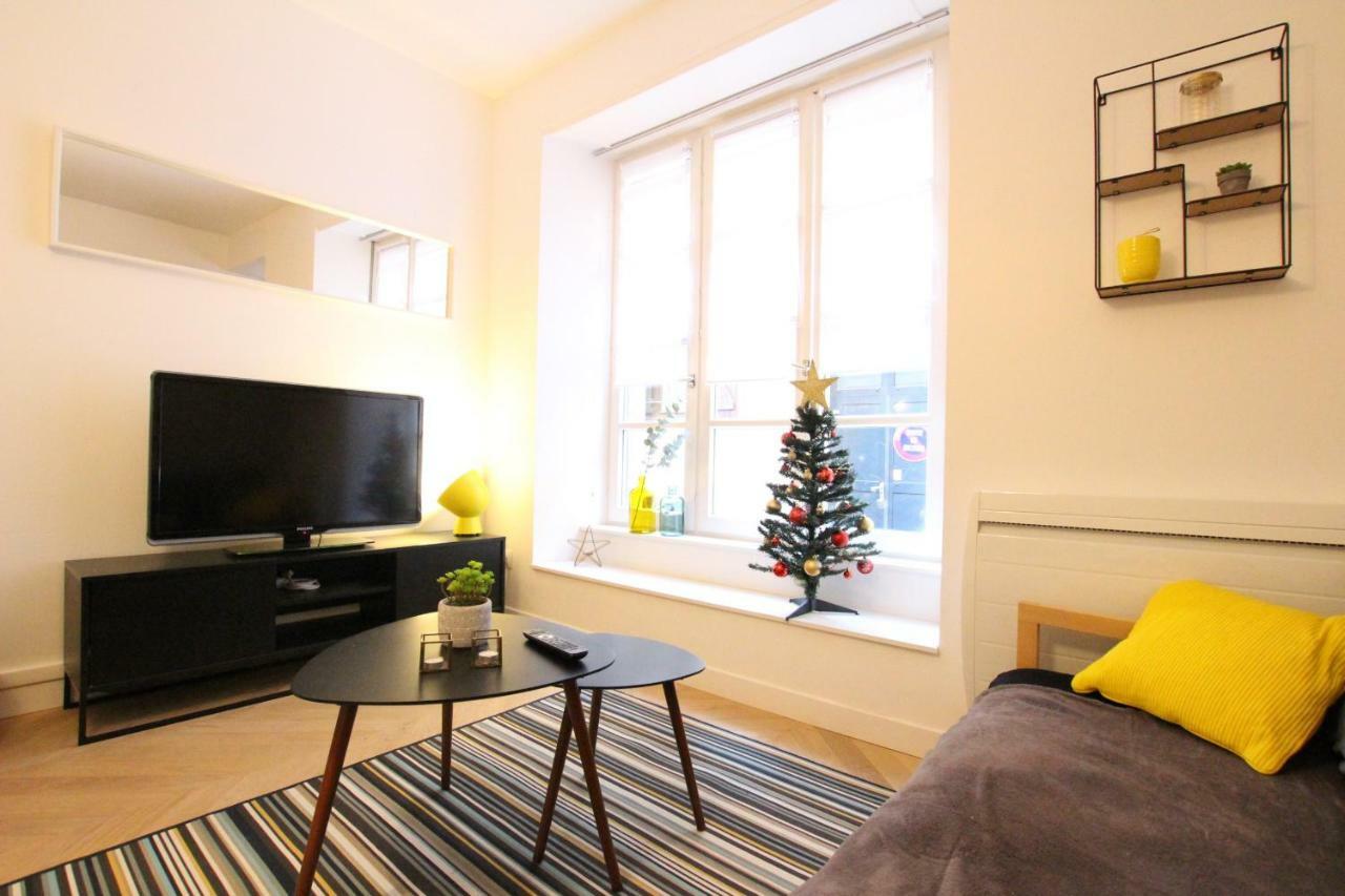 Colmar City Center - Modern Studio Cocoon - Bookingalsace Bagian luar foto