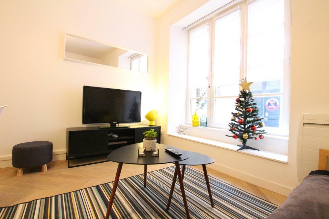 Colmar City Center - Modern Studio Cocoon - Bookingalsace Bagian luar foto